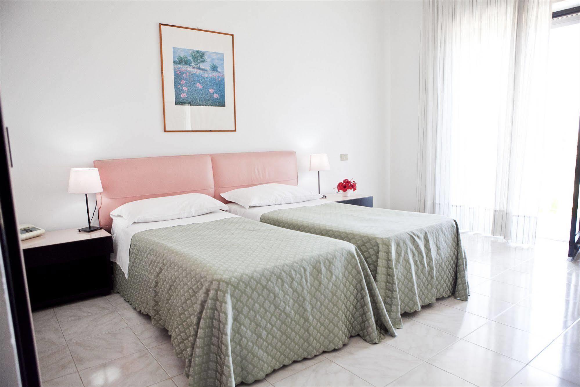 Futura Style Helios Otel Noto Dış mekan fotoğraf